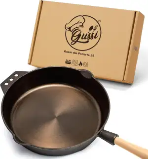 GuSSi® Gusseisenpfanne 28 cm - Poliert - Unbeschichtet - Gusspfanne für Gasgrill Induktion & Backofen - Gusseiserne Pfanne mit hohem Rand - Bratpfanne Gusseisen mit abnehmbarem Griff