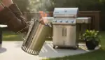 Der Weber Grill Kamin: Meisterhaftes Anzünden