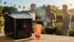 Nie wieder warme Drinks beim BBQ: Die Acmeenjoy Eiswürfelmaschine als Dein Sommer-Held